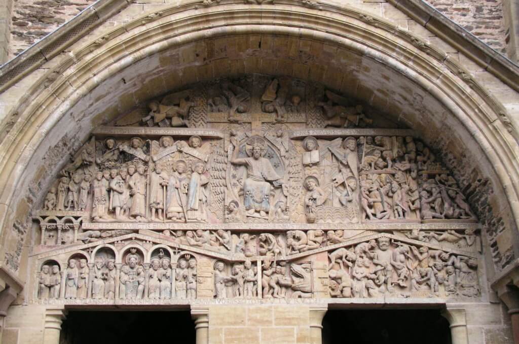 Timpaan van de abbatiale van Conques